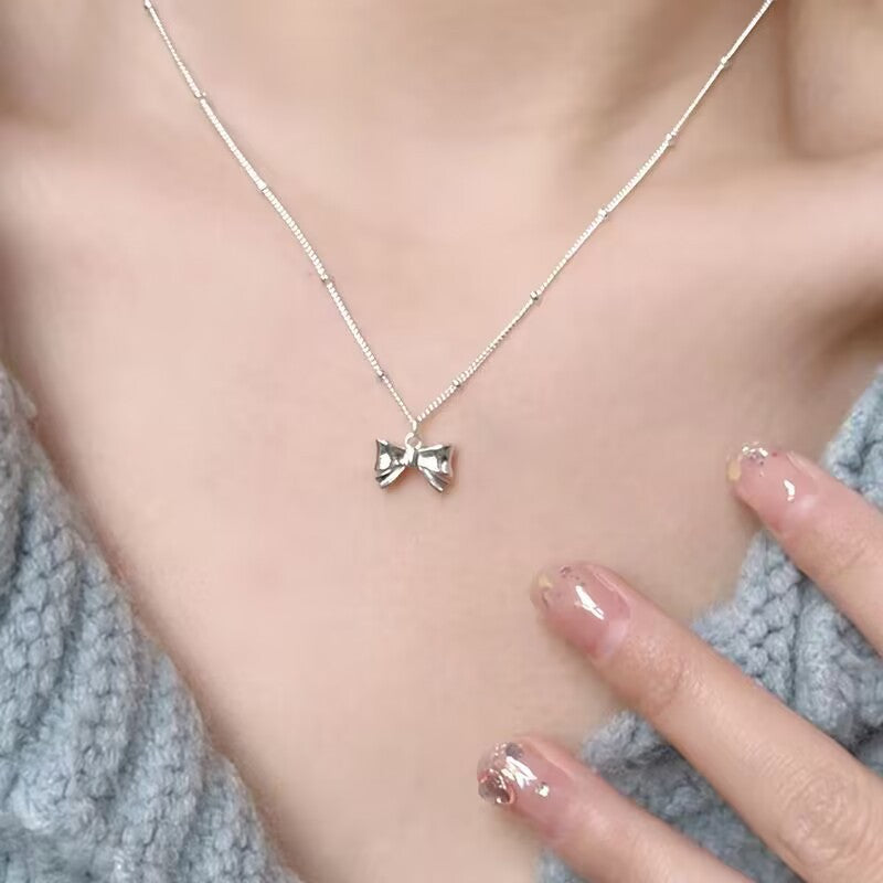 Wholesale light luxury bow pendant necklace