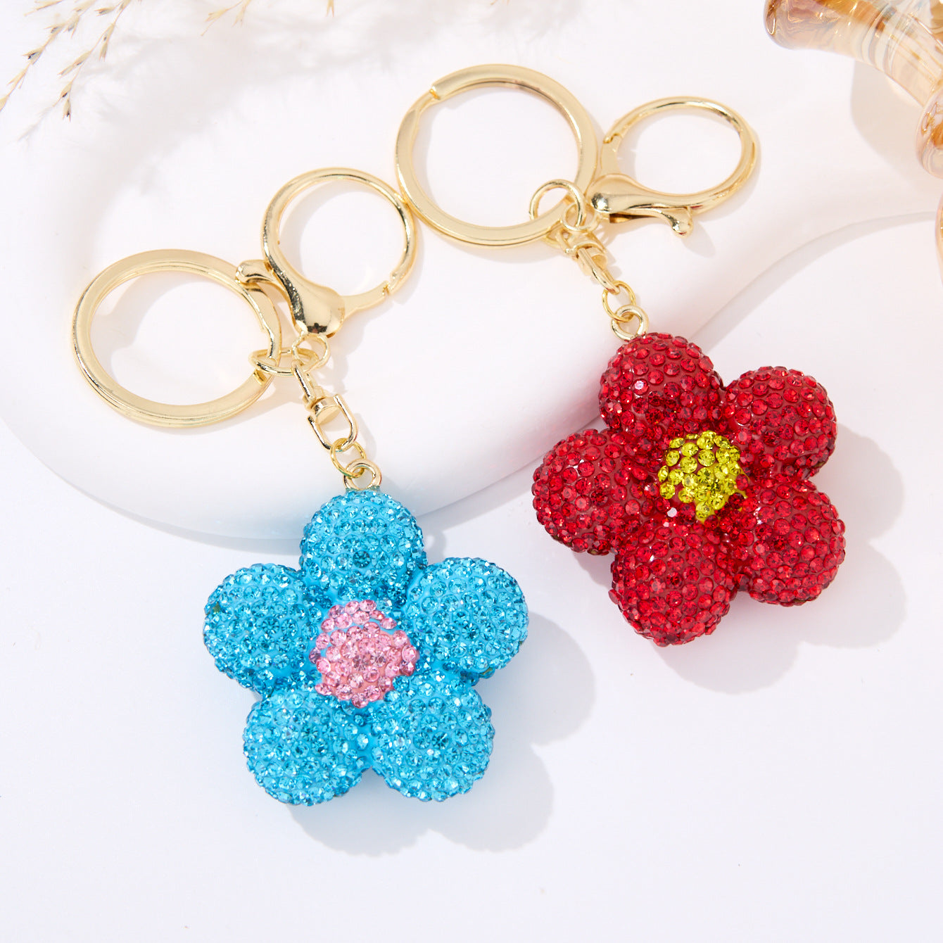 Wholesale Alloy Diamond-Encrusted Hollow Flower Double-Sided Keychain Car Key Bag Charm Fashion Accessory