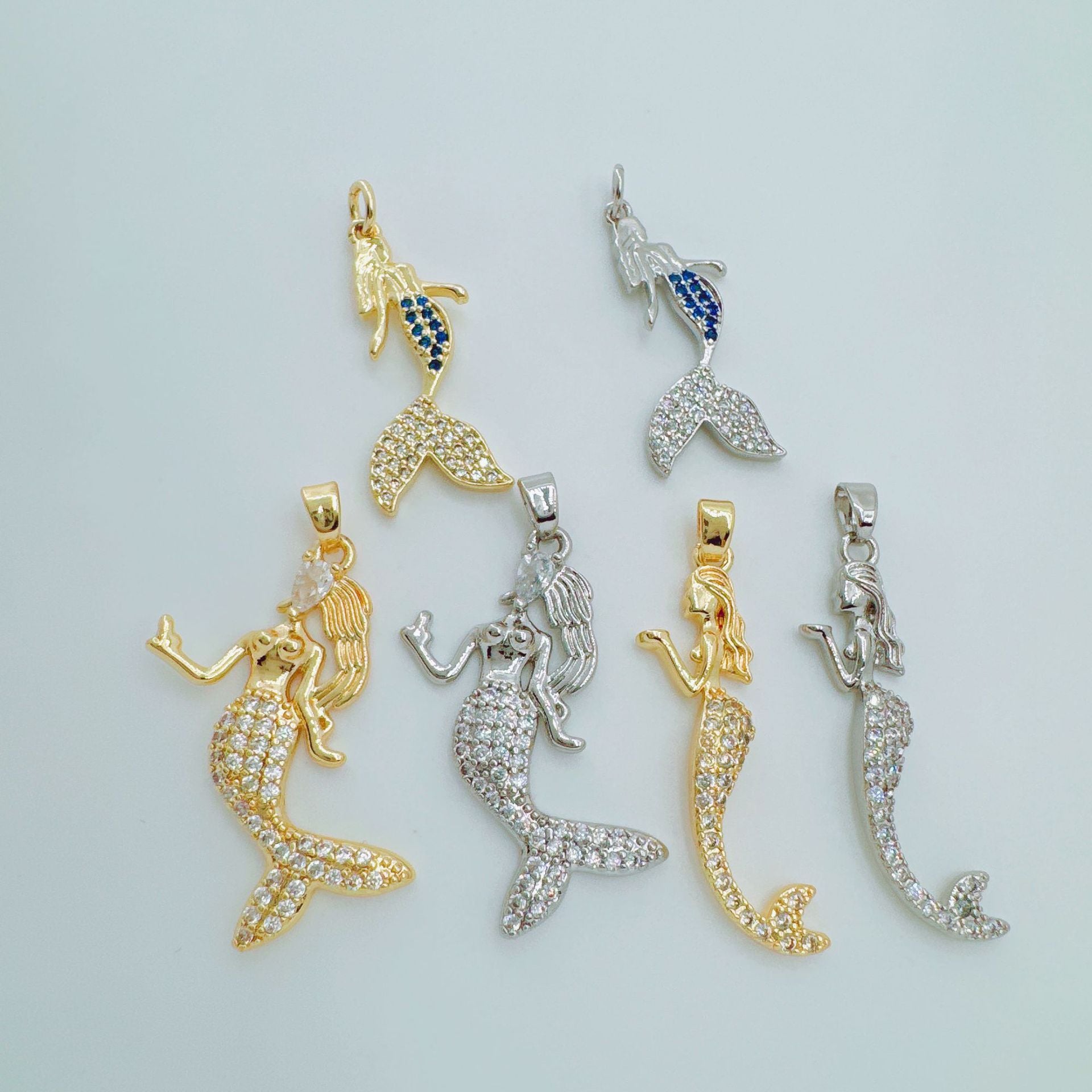 Wholesale Gold Plated Mermaid Pendant Necklace,  Chic Jewelry Accessory for Women