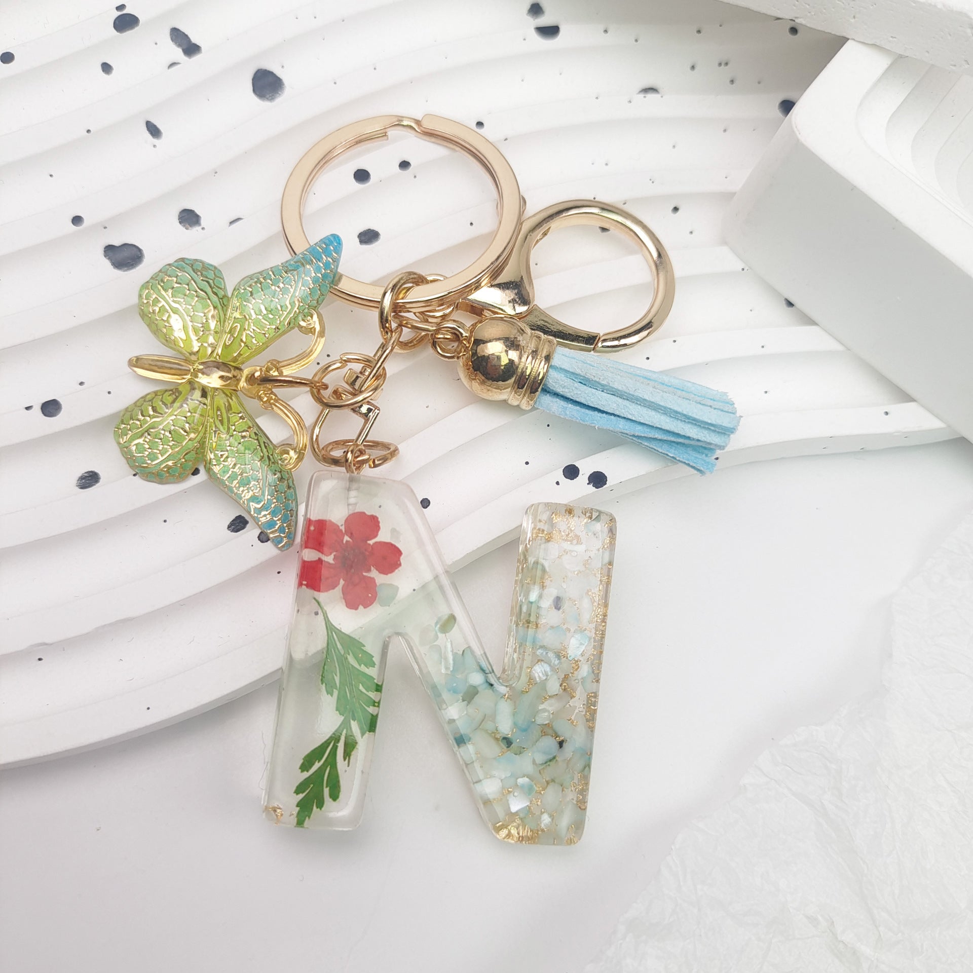 Wholesale Green English Letter Dried Flower Keychains Butterfly Tassel Keychain ACC-KC-Jiay002