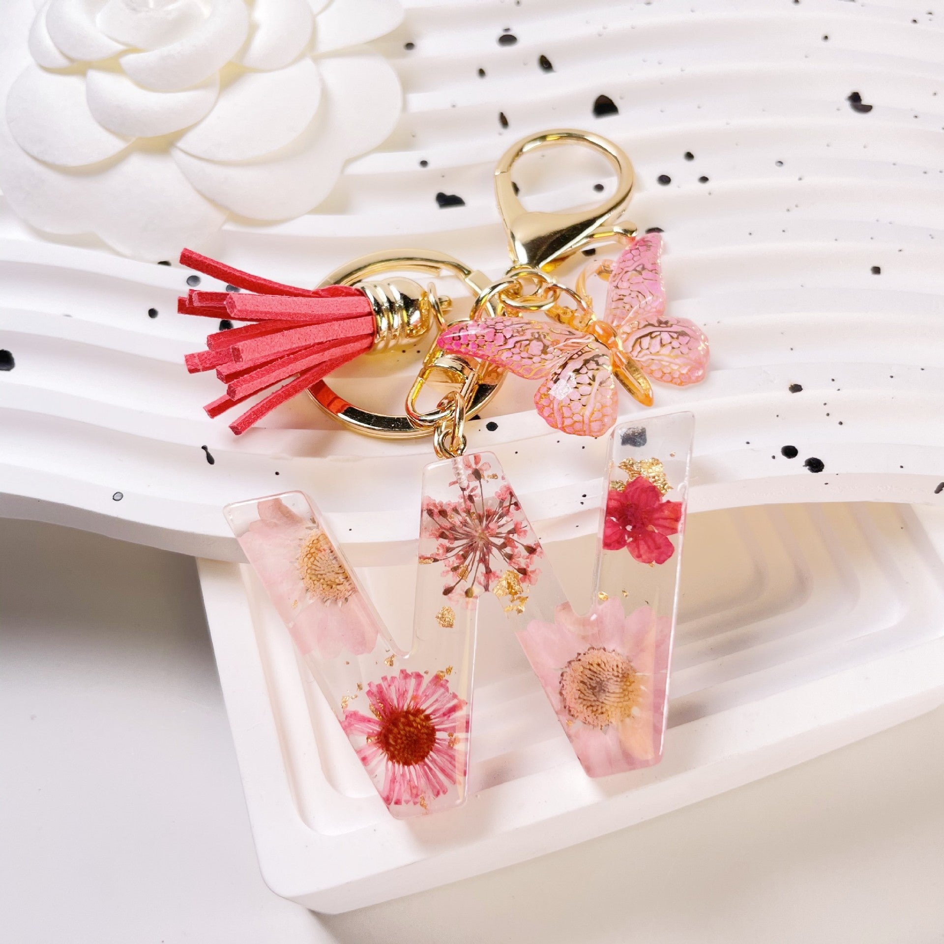 Wholesale Pink Daisy Letter Keychains Butterfly Tassel Keychain ACC-KC-Jiay001