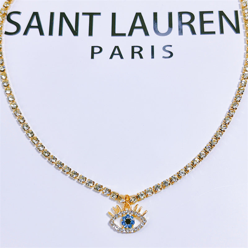 Wholesale Retro Simple Devil's Eye Short Water Diamond Claw Chain Necklace