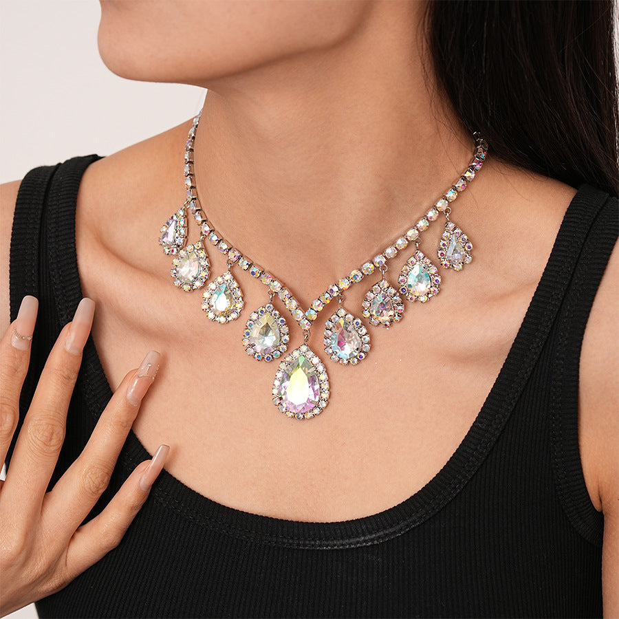 Wholesale  Light Luxury Diamond-encrusted Water Drops Geometric Collarbone Necklace
