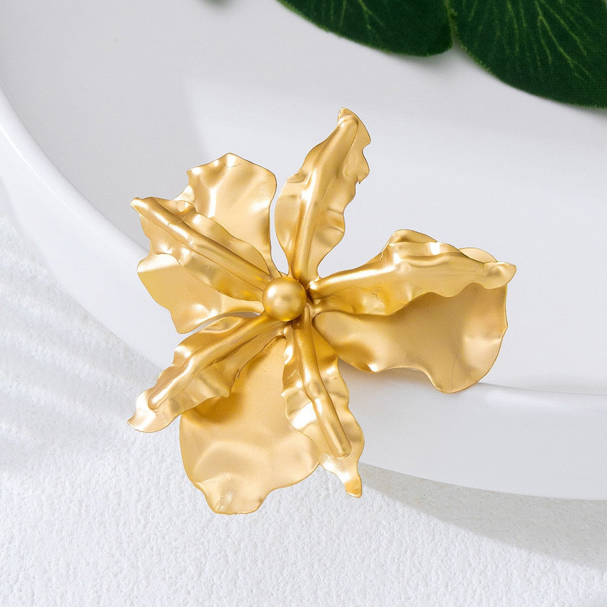 Wholesale Fashionable Trendy Metal Large Flower Brooch