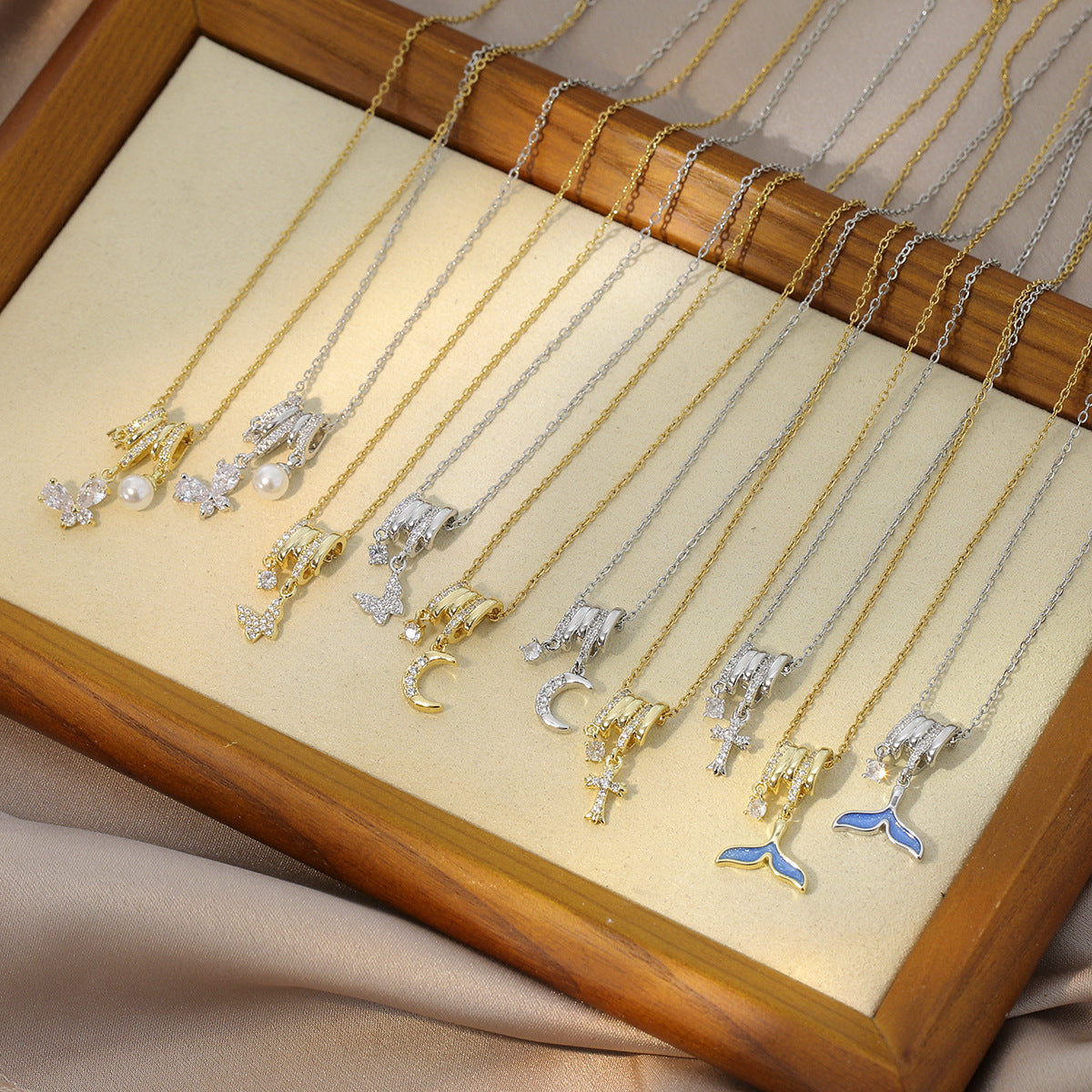 Wholesale Gold Plated Copper Butterfly Zircon Necklace Elegant Nature Design For Women Boutique Resale Jewelry Accessory
