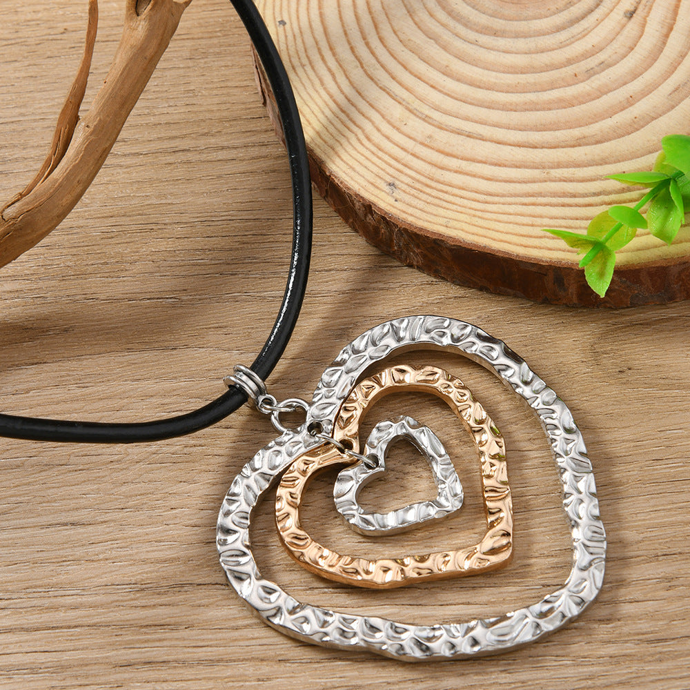 Wholesale Leather Heart Pendant Sweater Chain