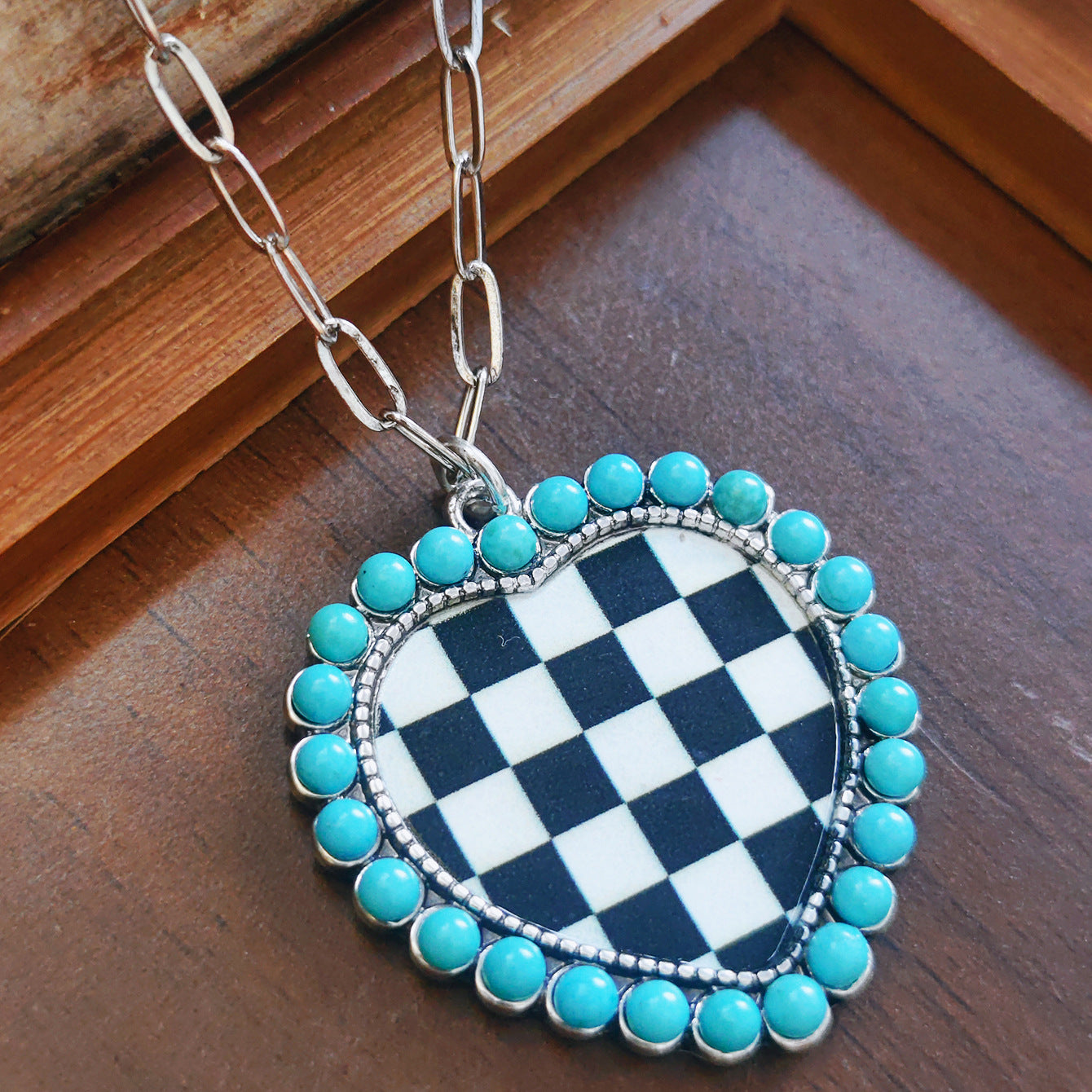 Wholesale Retro Bohemian Heart Pendant Necklace Blue Zinc Alloy Plated Chain Western Cowboy Style Jewelry Accessory