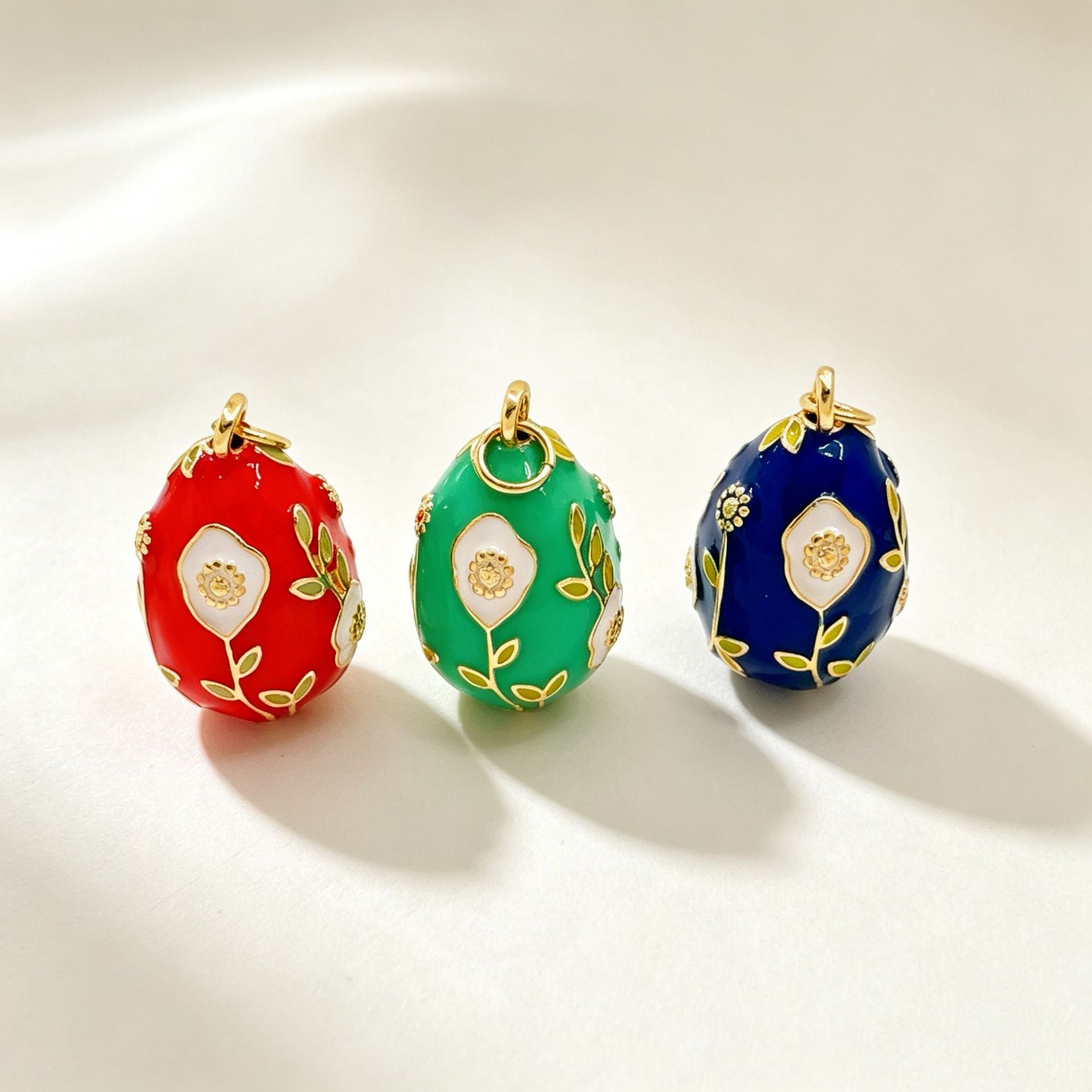 Wholesale Sweet Cool Wind Easter Egg Pendant Necklace,  Gold-Plated Copper Enamel Flower Jewelry,  Fashion Accessory Gift
