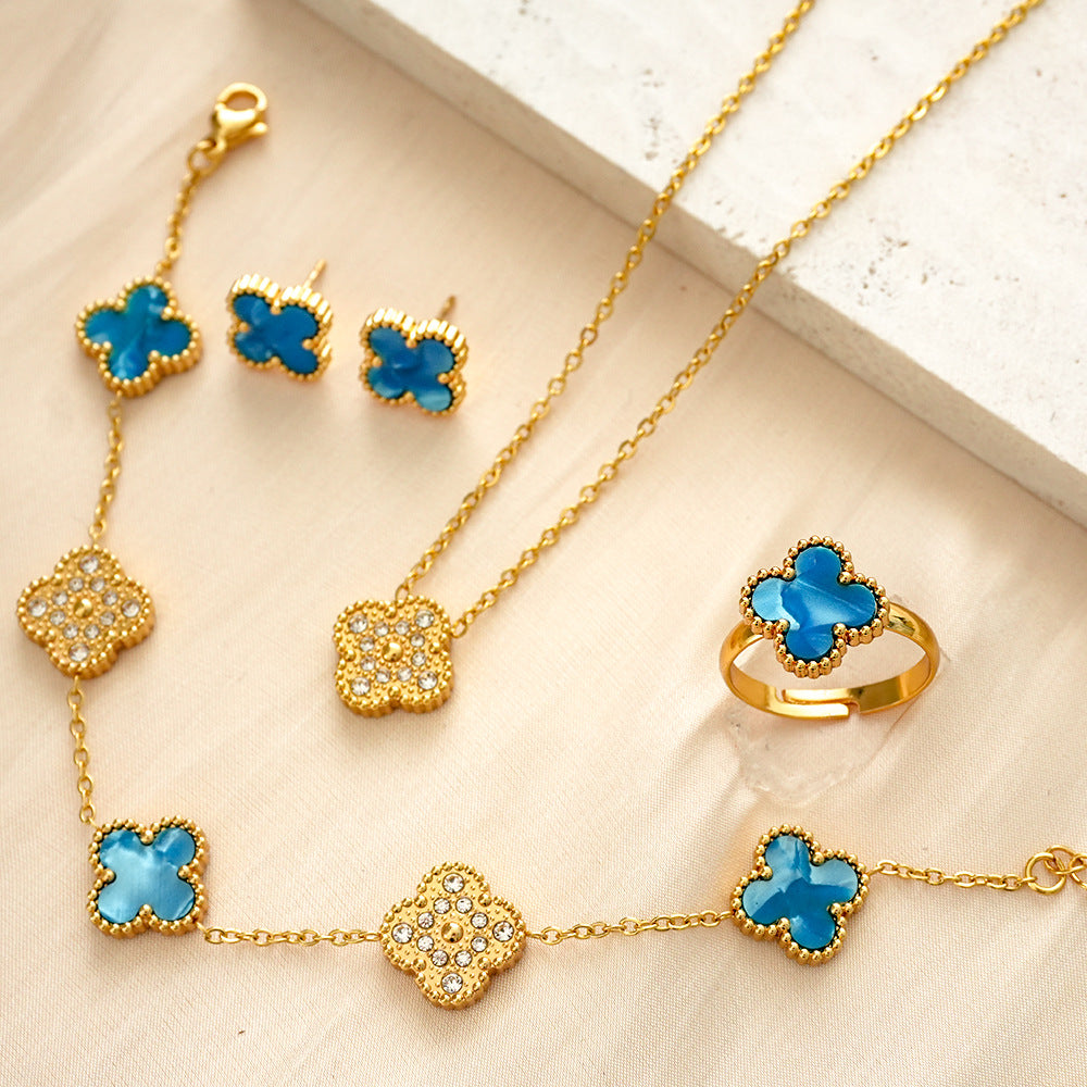 Wholesale Titanium Steel Plated Four Leaf Clover Jewelry Set For Women Rhinestone Necklace And Bracelet Trendy Casual Gift