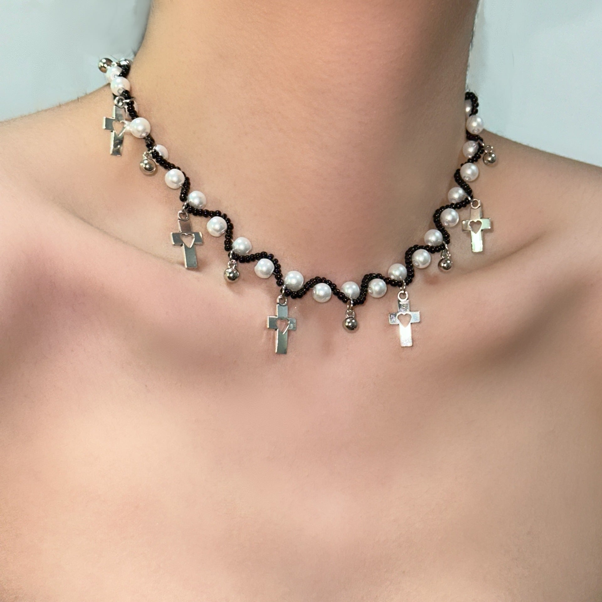 Wholesale Diamond Geometric Contrast Beaded Necklace