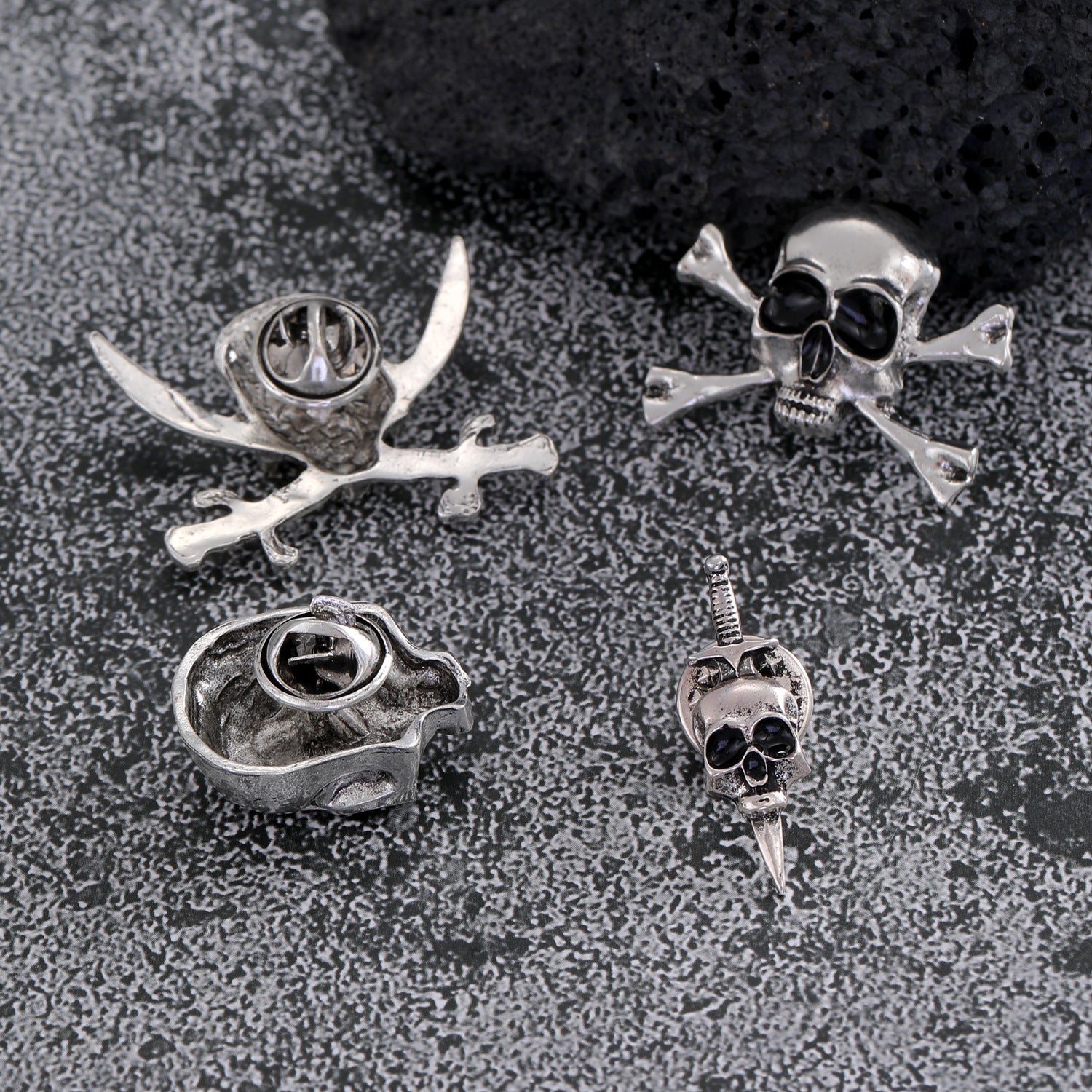 Wholesale Zinc Alloy Electroplated Skull Brooch  Unisex Gift for Resale