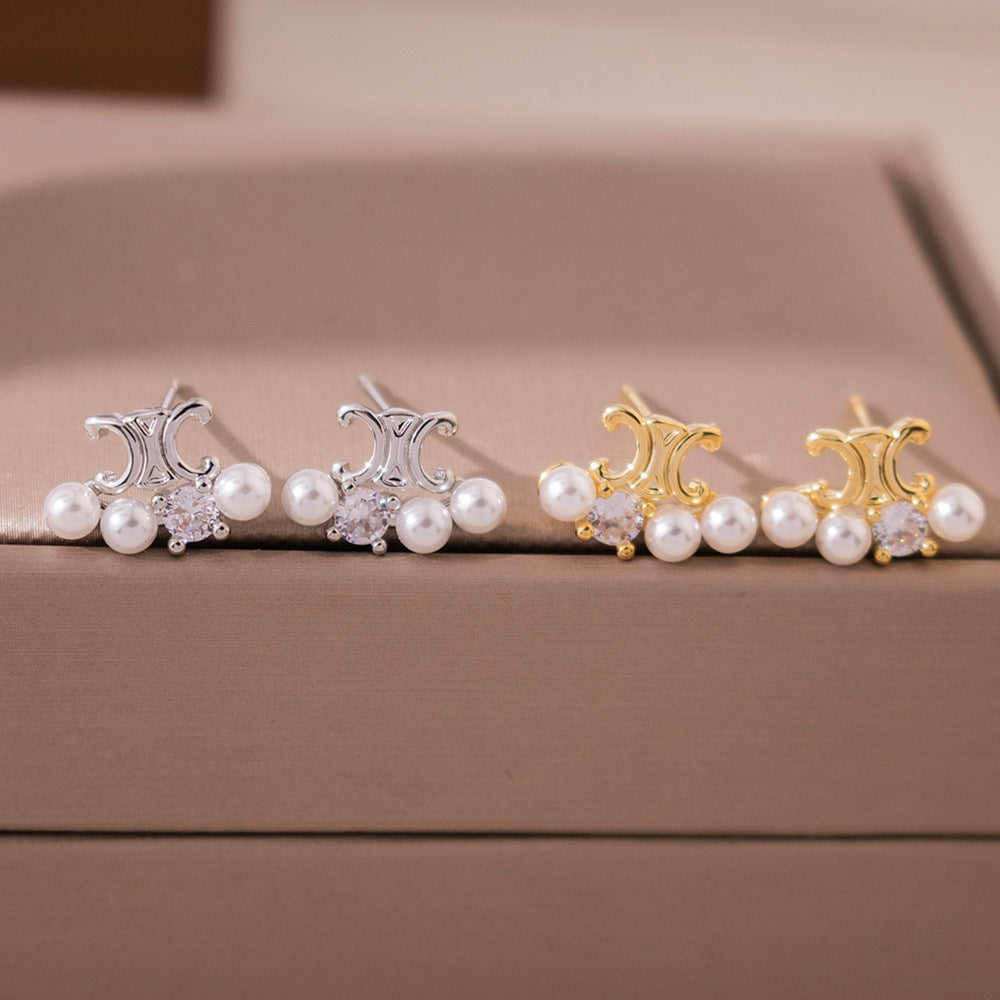 Wholesale  Pearl Earrings  Light Luxury Sweet Earrings