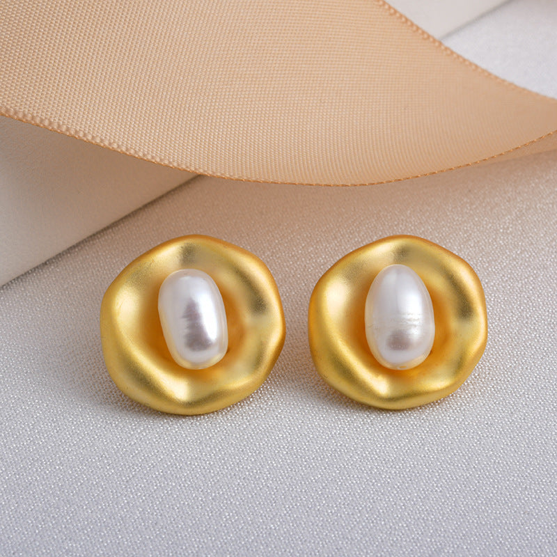Wholesale S925 Silver Needle Retro  Pearl Earrings