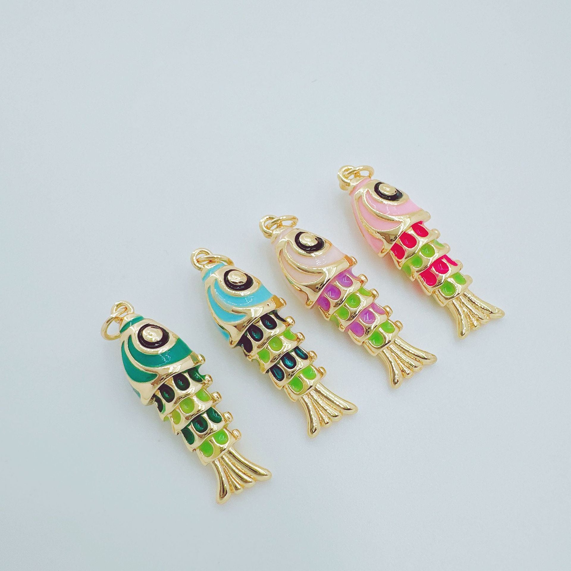 Wholesale Modern Pendant Necklace Copper Electroplated Fashion Accessory for Women Gift