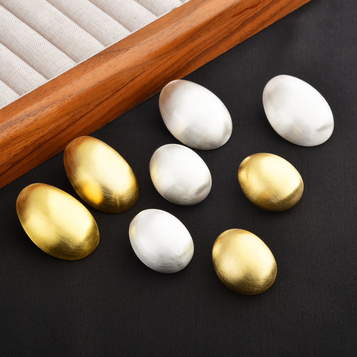 Wholesale Versatile Brushed Oval Earrings