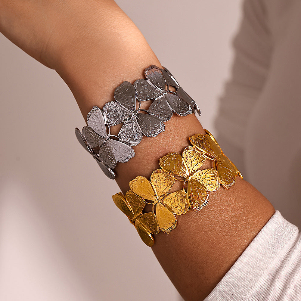 Wholesale Stainless Steel  Flower Hollow Opening Bracelet