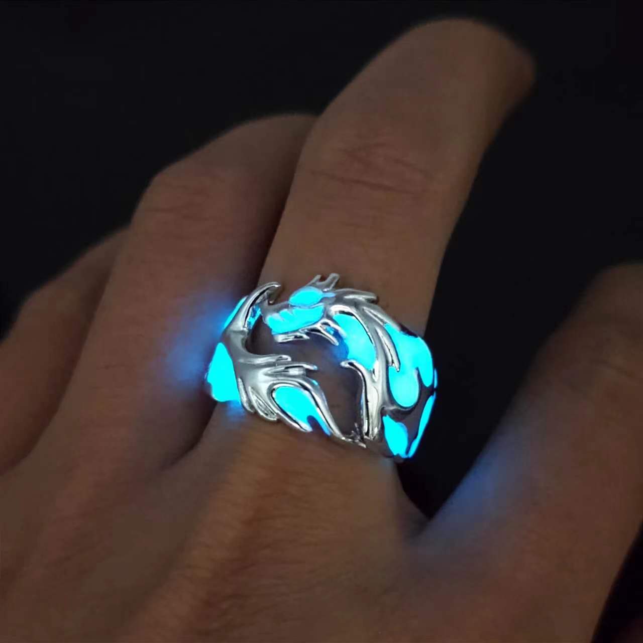 Wholesale  Luminous Flying Dragon Retro Men' s Ring