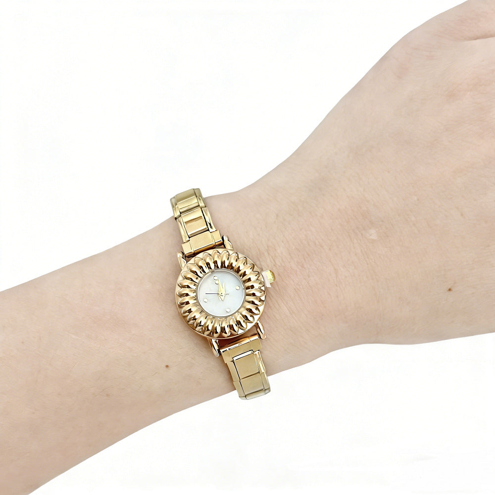 Wholesale Trendy Starry Women' s Quartz Watch,  Stainless Steel DIY Modular Timepiece,  Cute Gift and Boutique Resale Accessory