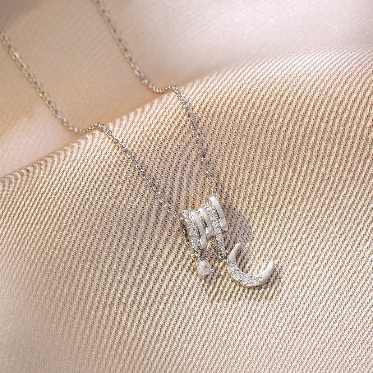 Wholesale Gold Plated Copper Butterfly Zircon Necklace Elegant Nature Design For Women Boutique Resale Jewelry Accessory