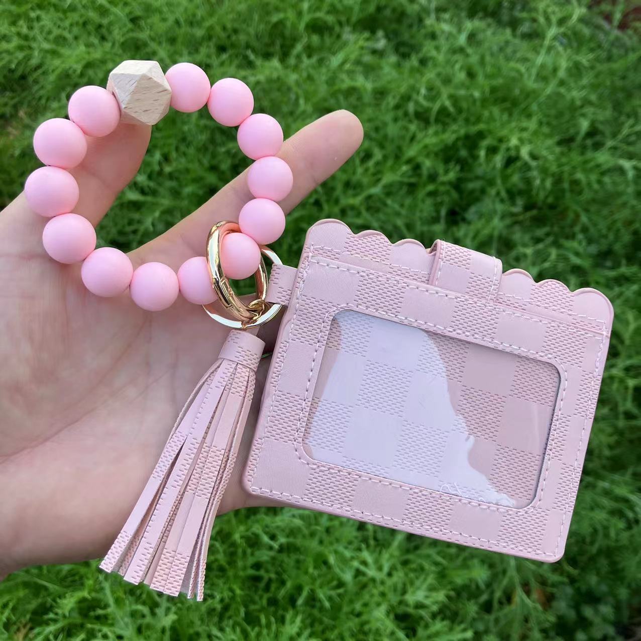 Wholesale Silicone Bead Wristlet Keychain With PU Card Holder And Tassel Yellow Leopard Print Bow Design Women S Everyday Fashion Accessory