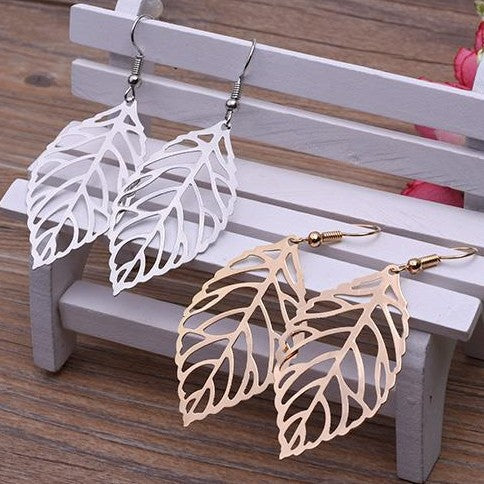 Wholesale leaf pendant long earrings