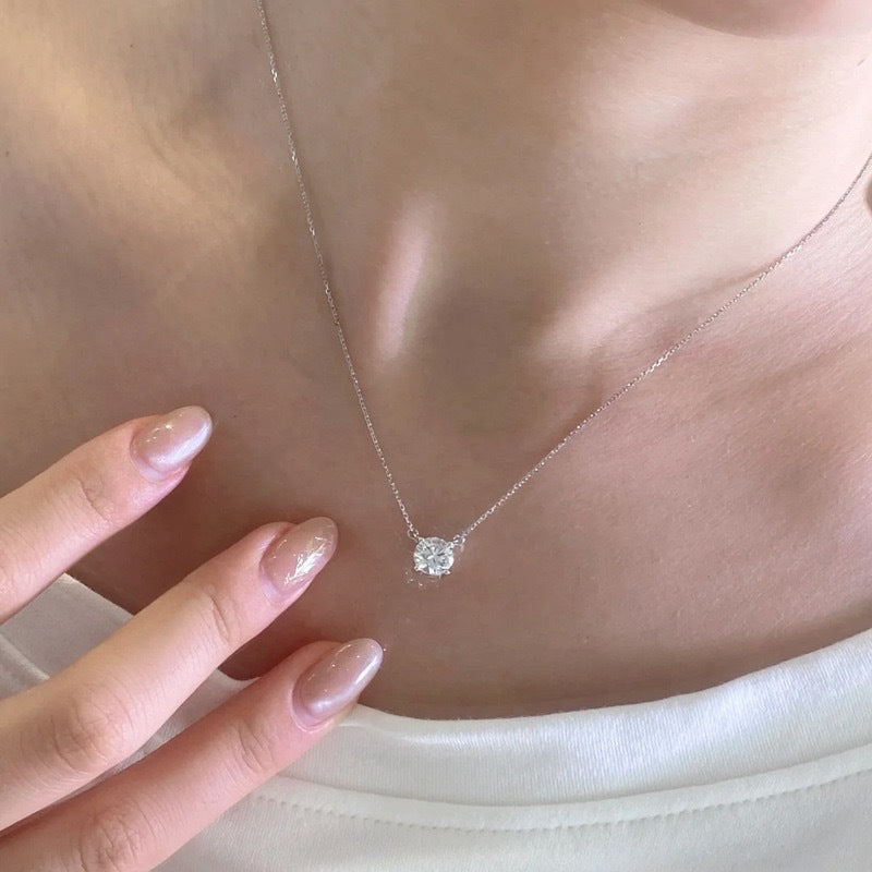 Wholesale 925 Silver Clavicle Chain Necklace With Single Four Prong Zircon Pendant Stylish Jewelry Accessory For Women Gift And Boutique Resale