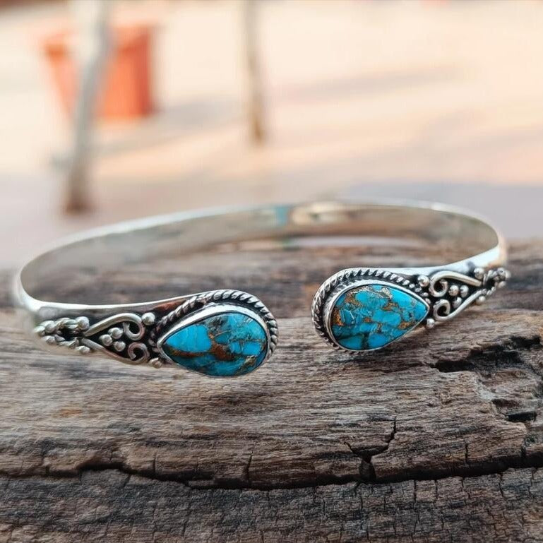 Wholesale Retro Carved Gemstone Alloy Bracelet - Adjustable Boutique Resale