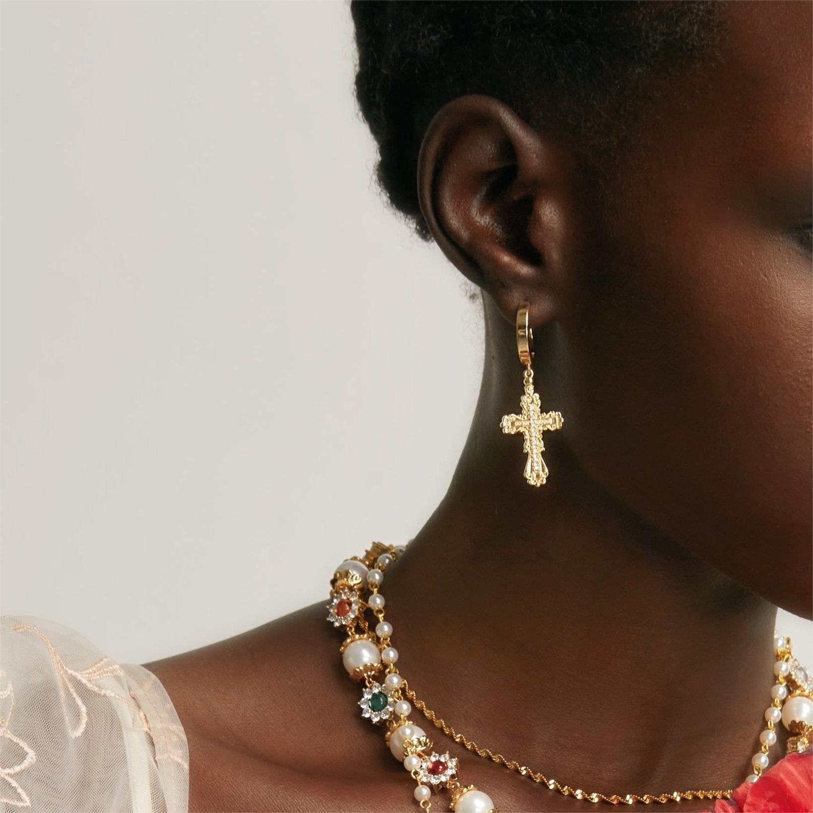 Wholesale Gothic Cross Necklace suit Female Shell Pearl Personalized Minimalist Necklace