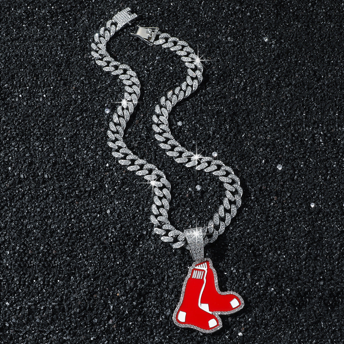 Wholesale Hip Hop Cuban Chain Pendant Necklace Men' s Zinc Alloy Electroplated Boutique Resale Jewelry Accessory