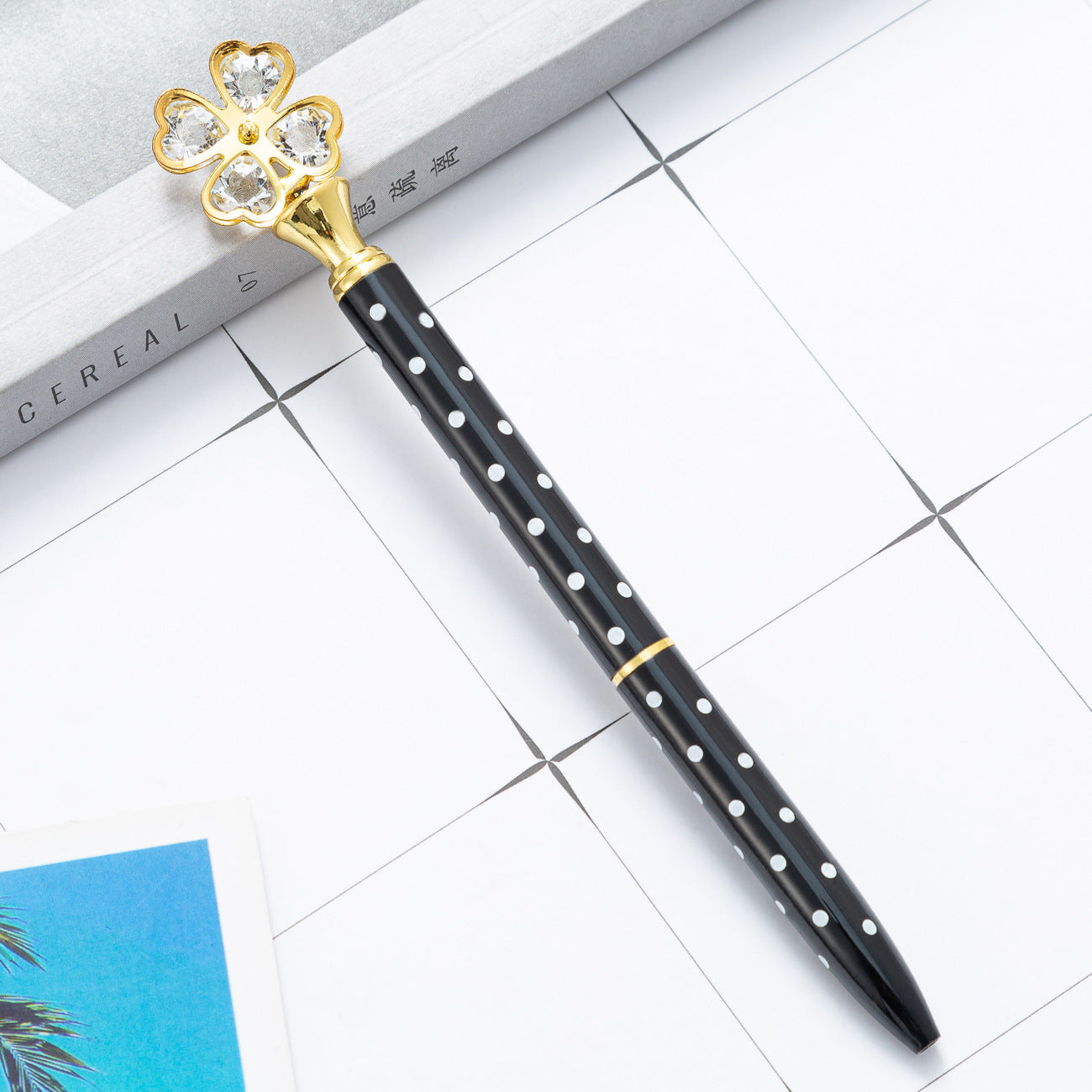 Wholesale  four-leaf clover shape wave point ballpoint pen