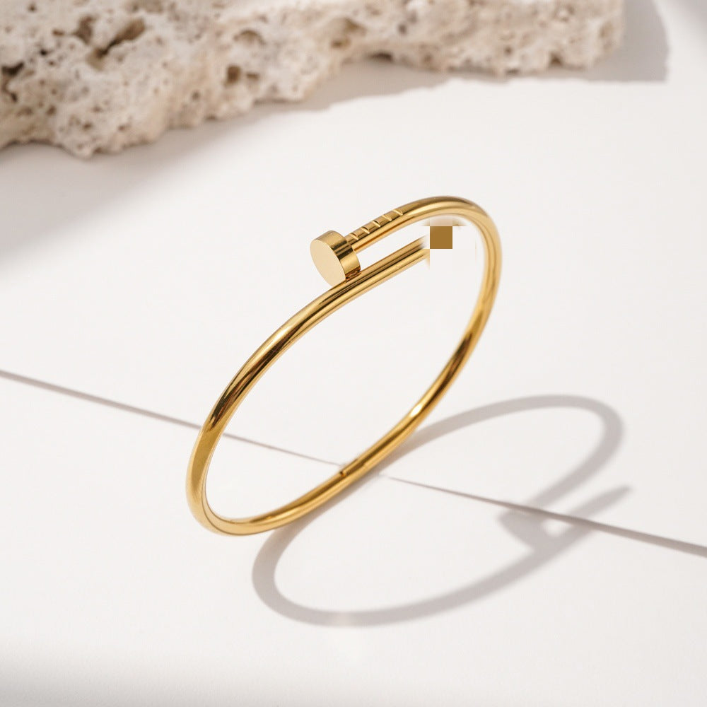 Wholesale 18K Gold Plated Stainless Steel d Nail Bangle Bracelet For Women Stylish Open Cuff Everyday Fashion Accessory Gift