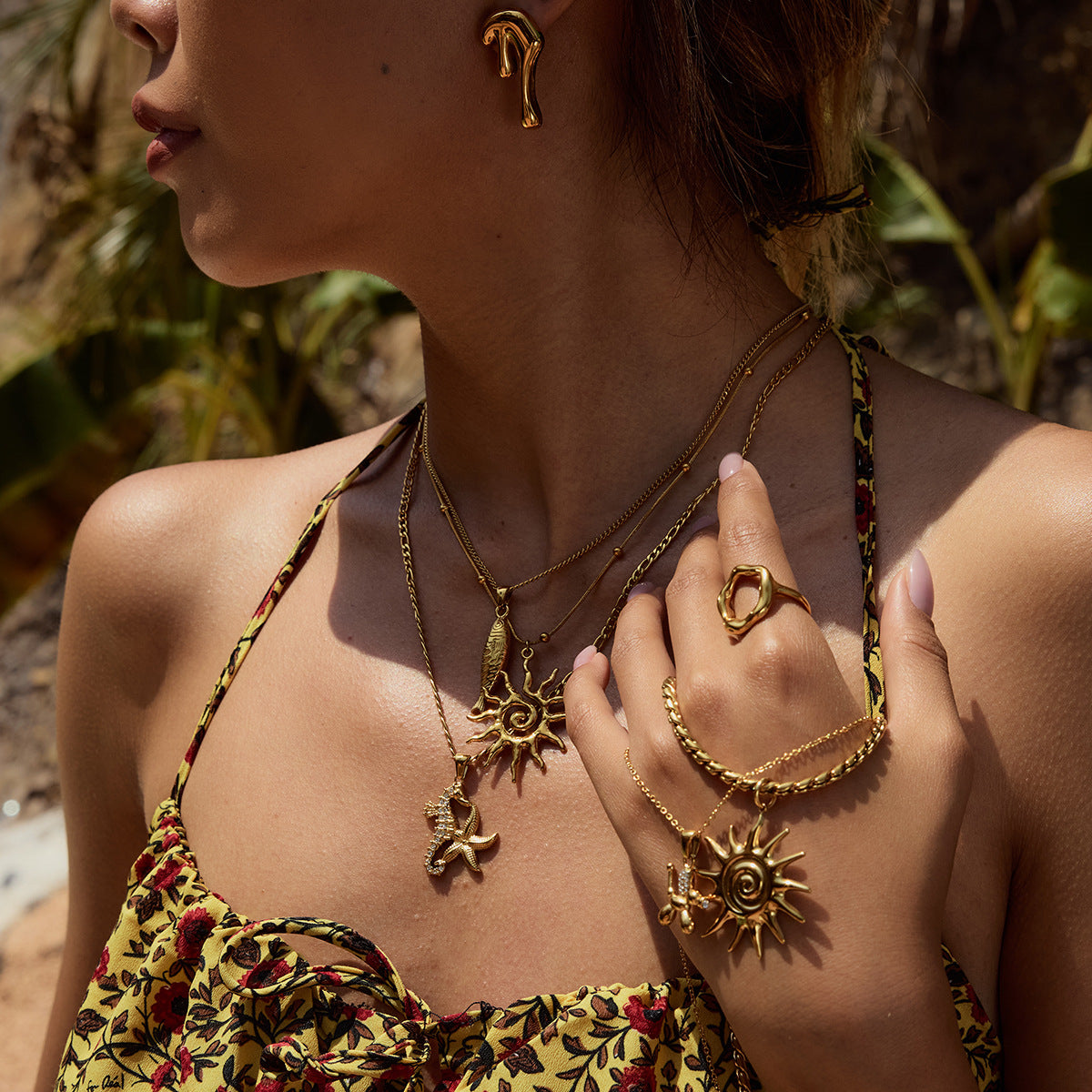 Wholesale Stainless Steel  Light Luxury High-end Collarbone Chain Necklaces