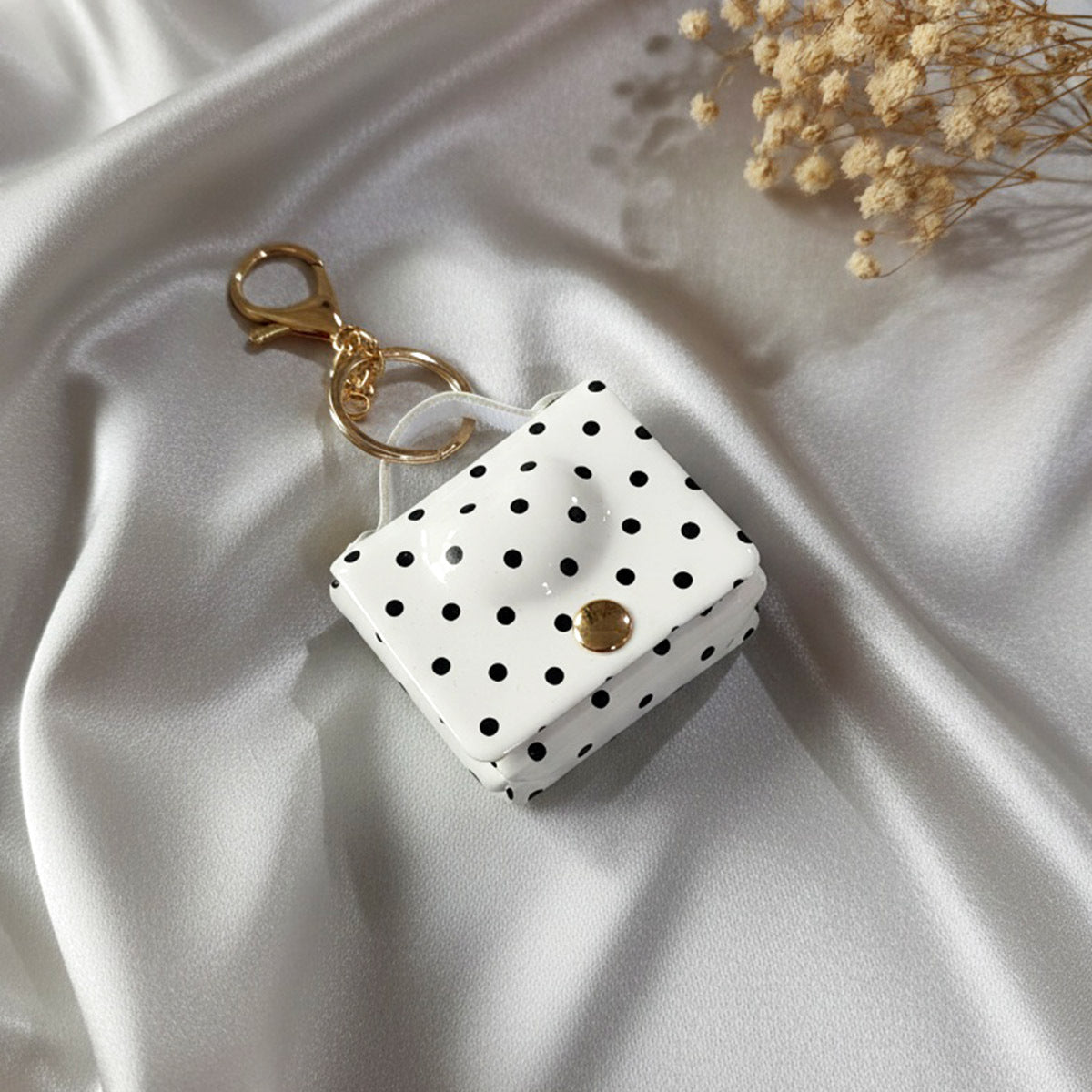 Wholesale Polka Dot Heart Leather Mini Coin Purse Keychain Bag Charm Stylish Gift