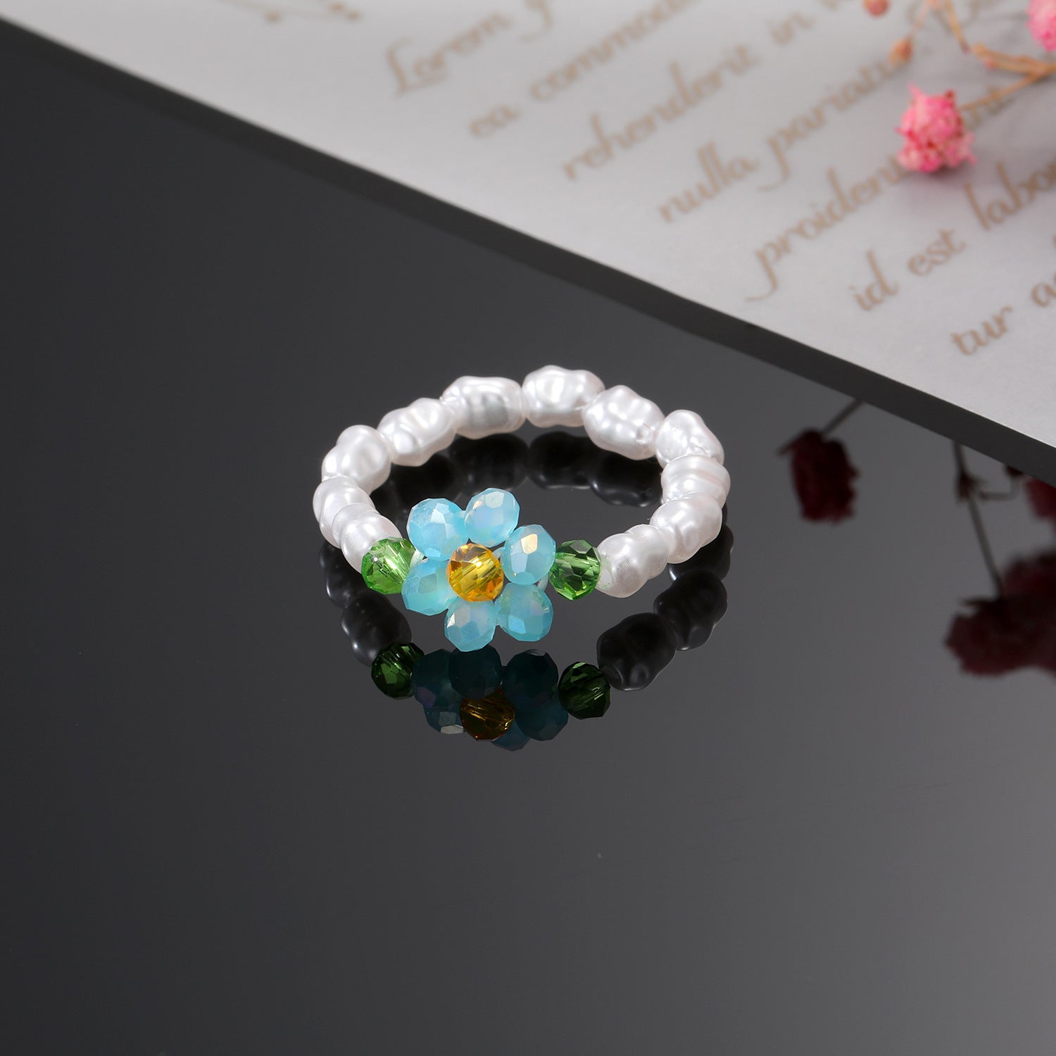 Wholesale Korean Style Flower Beaded Ring Resin Elastic Ring For Women Fashion Jewelry Accessory Boutique Resale