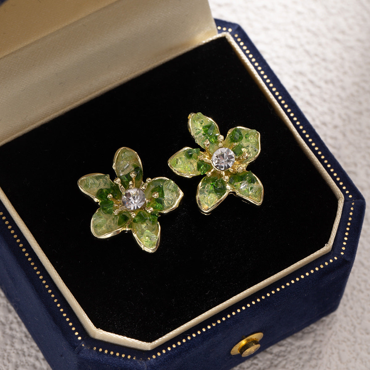 Wholesale Green crystal flower stud earrings