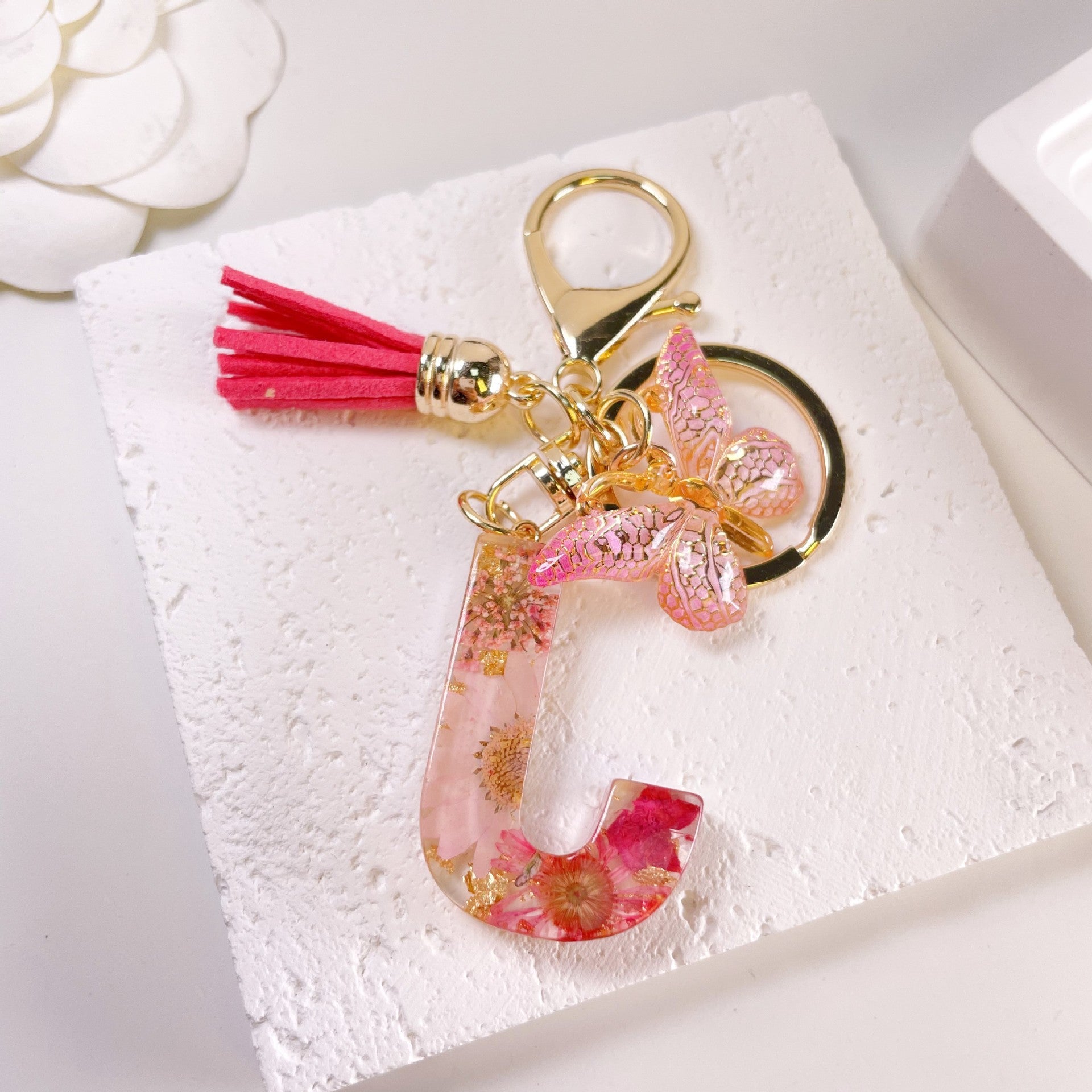 Wholesale Pink Daisy Letter Keychains Butterfly Tassel Keychain ACC-KC-Jiay001