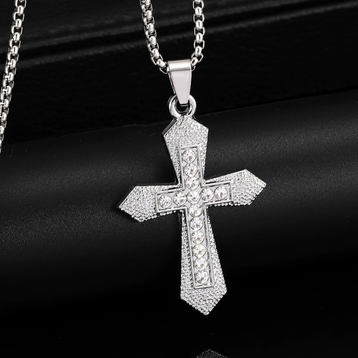 Wholesale Titanium Steel  Cross Necklace  Hip-Hop All-Match Pendant Necklaces