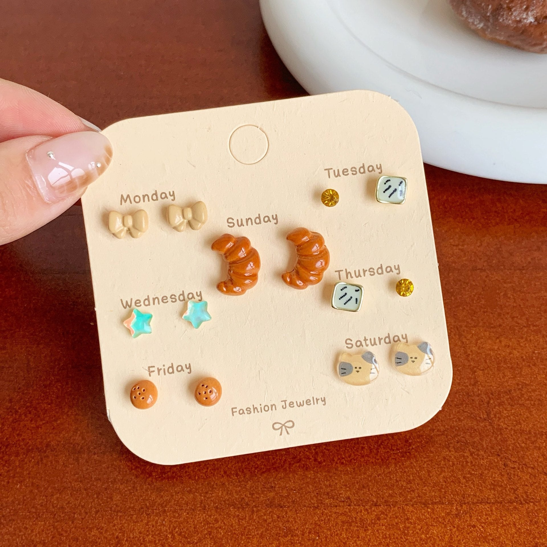 Wholesale Maillard  Silver Needle Stud Earring Set