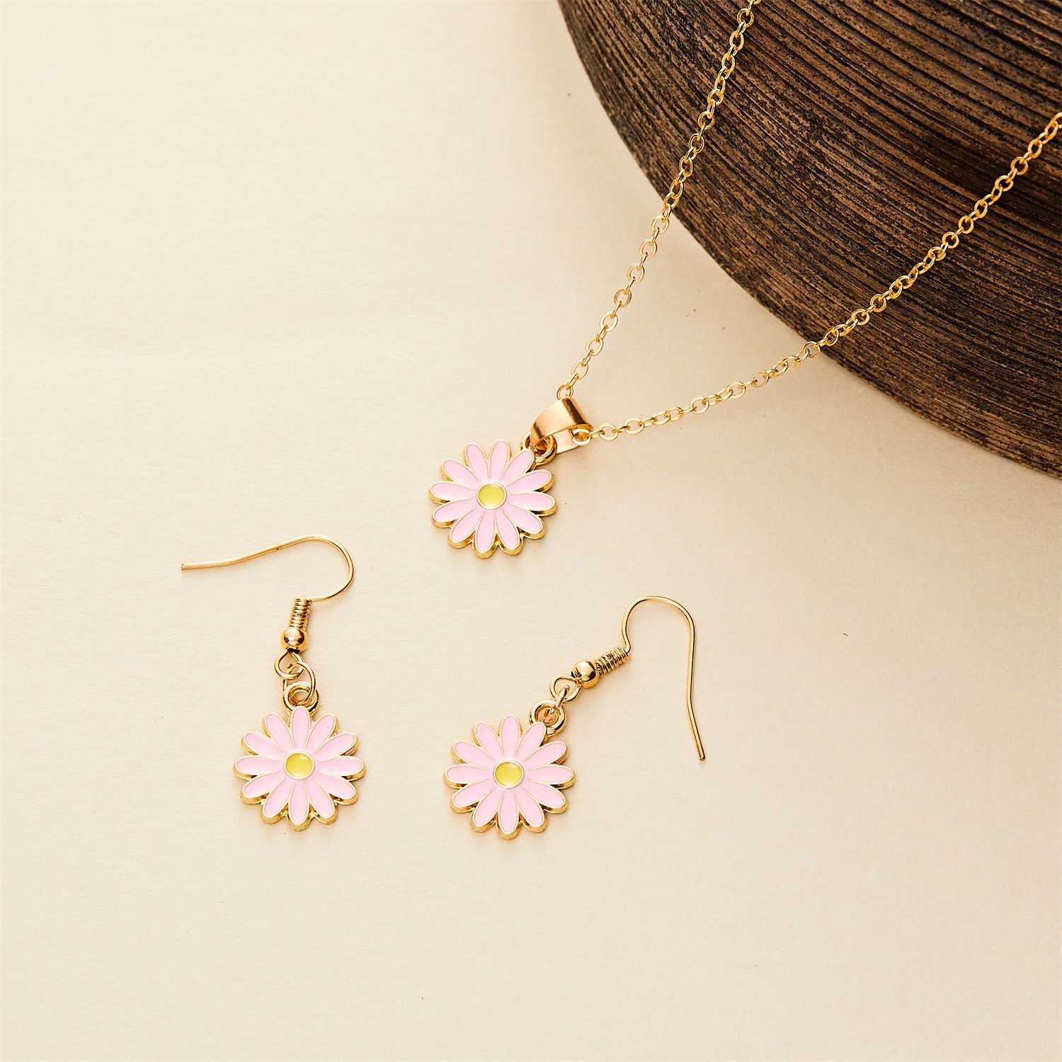 Wholesale Small Daisy Pendant Oil Drop Alloy Necklaces ACC-NE-RongYan003