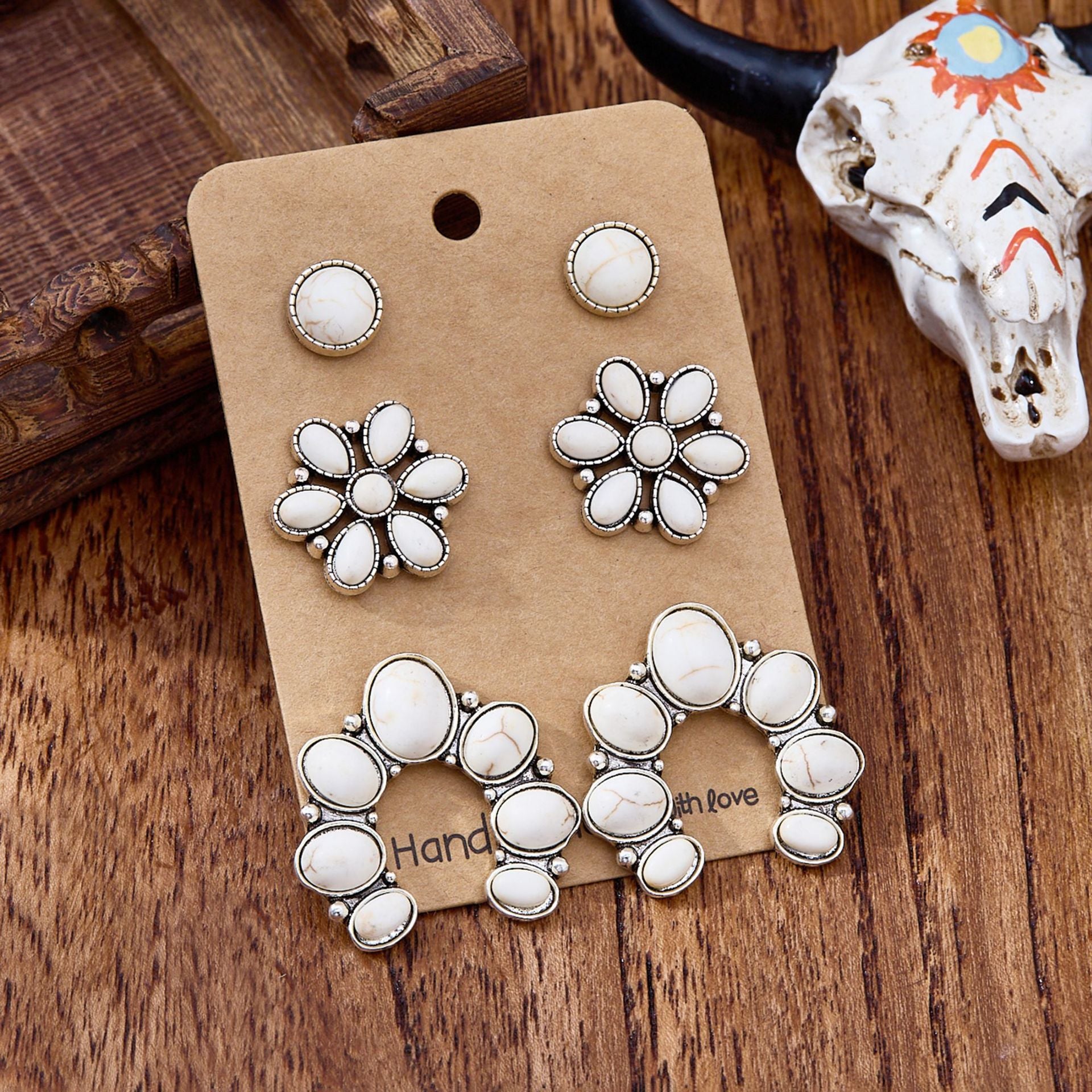 Wholesale Zinc Alloy Bohemian Turquoise Earring Set Vintage Western Design Fashion Accessory for Everyday Wear