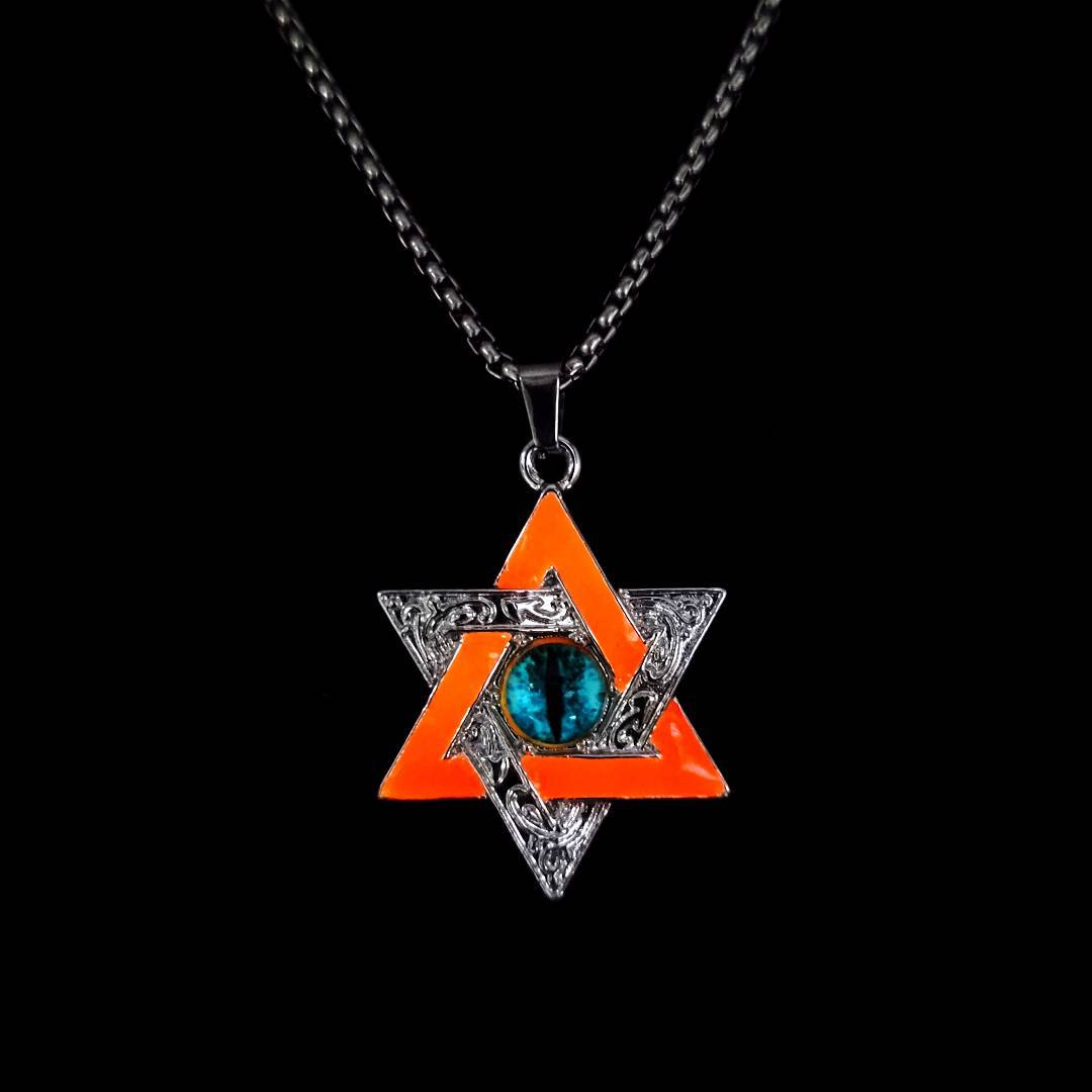Wholesale Luminous Hexagram Devil Eye Pendant