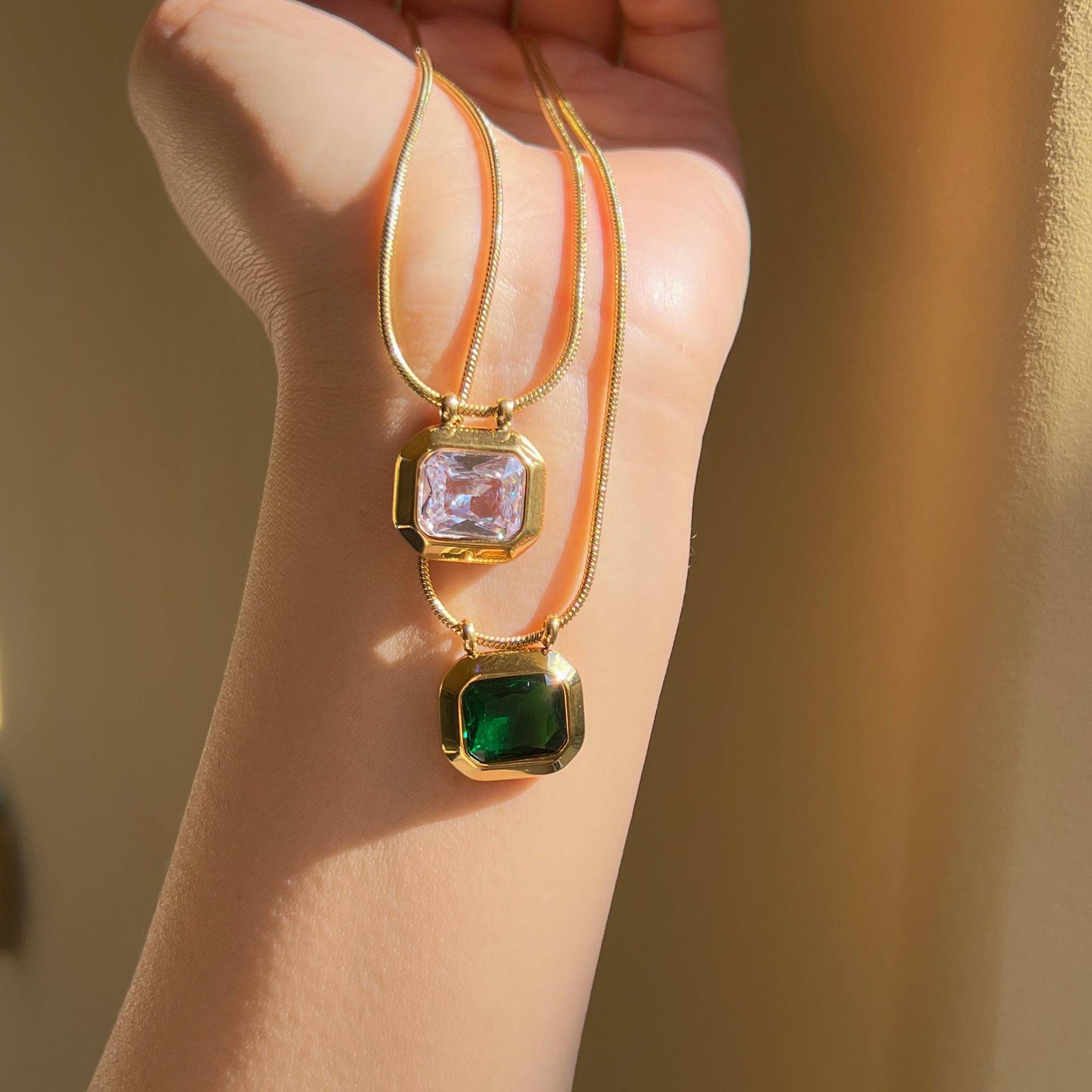 Wholesale Titanium Steel Plated with 18K Gold Zircon Gemstone Necklace