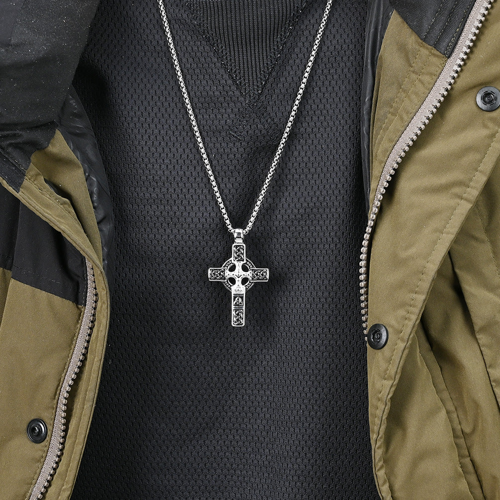 Wholesale Retro Celtic Cross Necklace Titanium Steel Pendant Men' s Fashion Accessory Gift