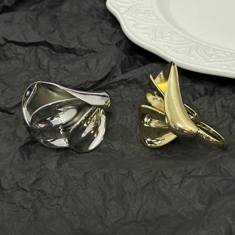 Wholesale  Light Luxury Multi-Layered Flower Leaf Ring