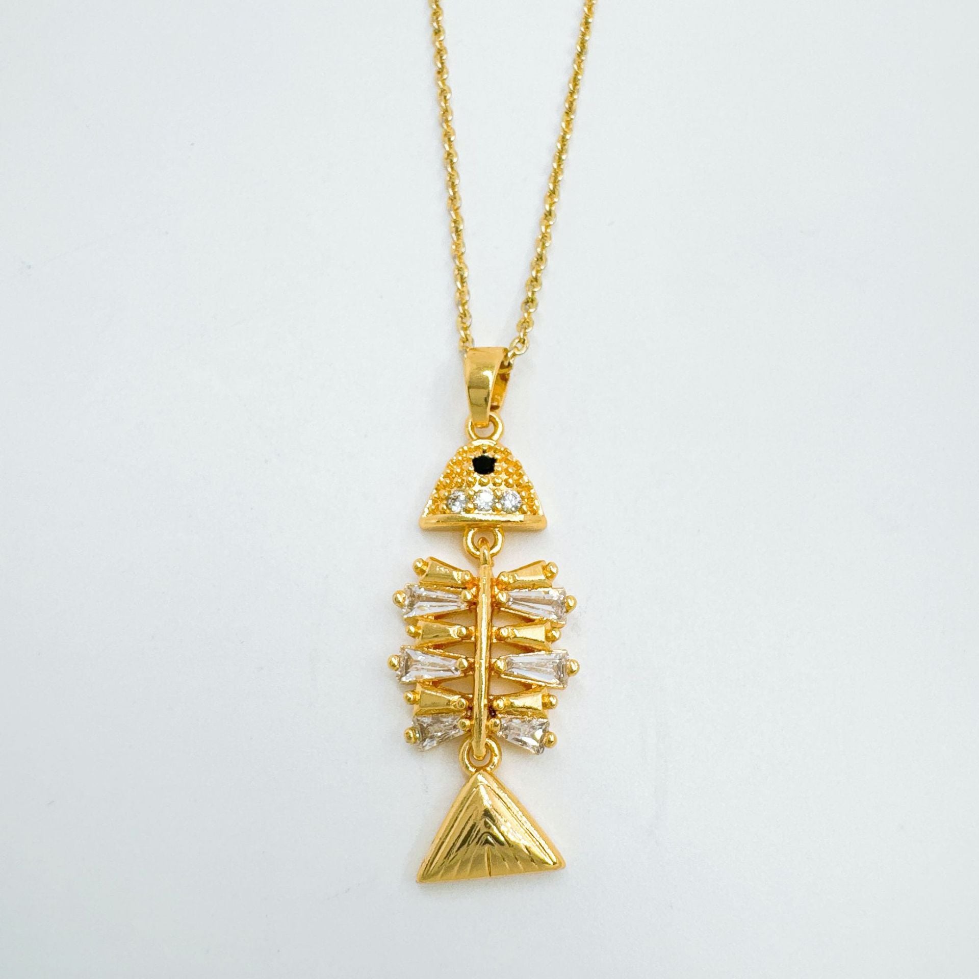 Wholesale Ocean Sea Fish Micro-Inlaid Zircon Gold Plated Pendant Necklace Jewelry Accessory Boutique Resale