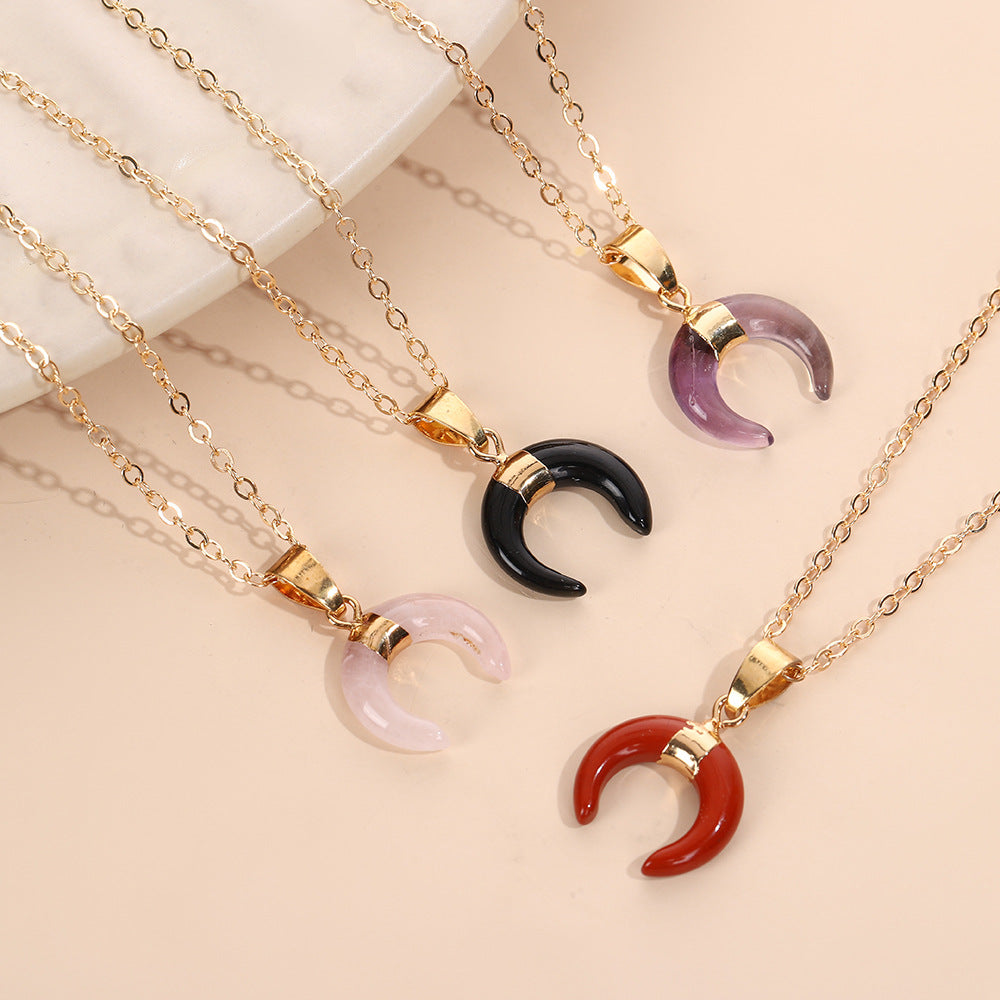 Wholesale Quartz Moon Pendant Necklace Minimalist Jewelry Accessory For Everyday Wear