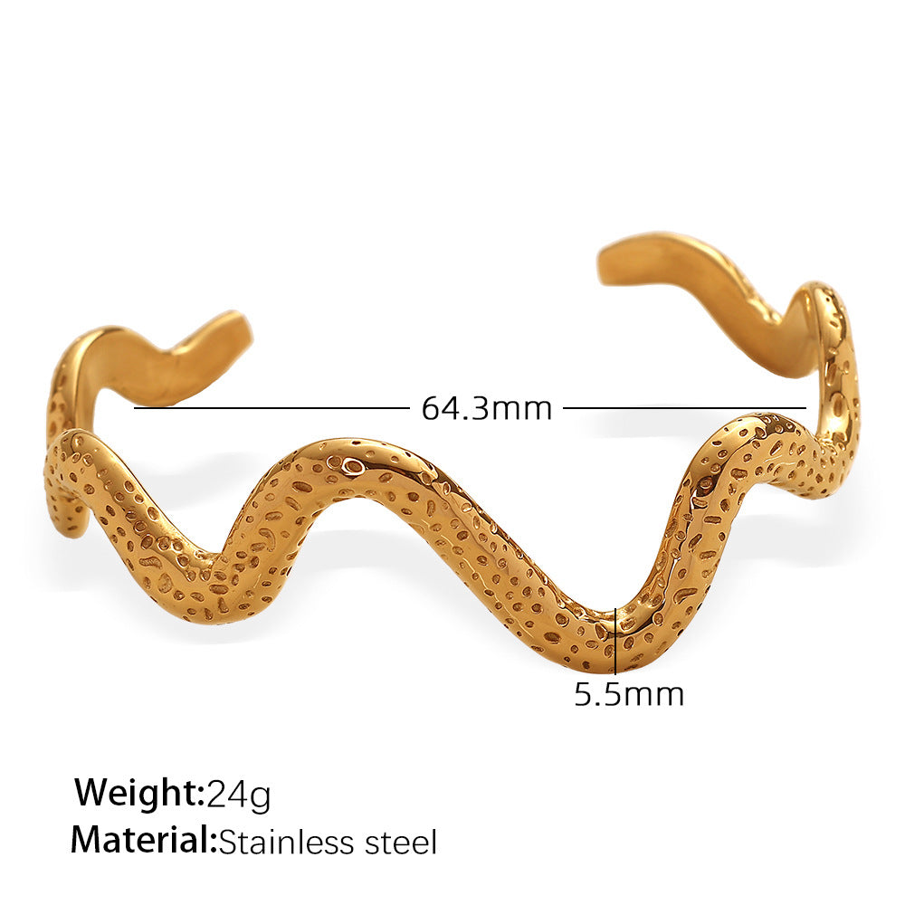 Wholesale  Exaggerated Stainless Steel Line Opening Bracelet
