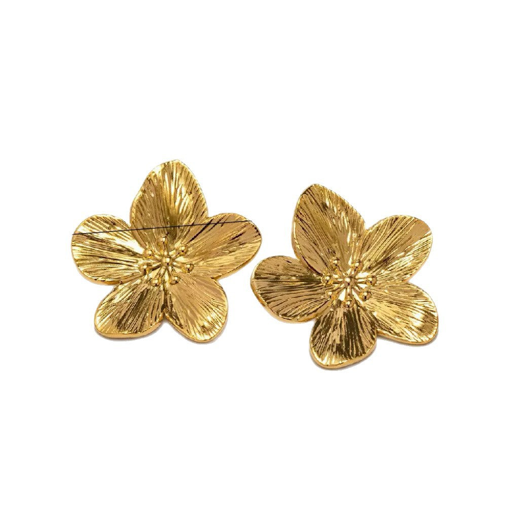 Wholesale Stainless steel  flower earrings versatile light luxury jewelry accessories