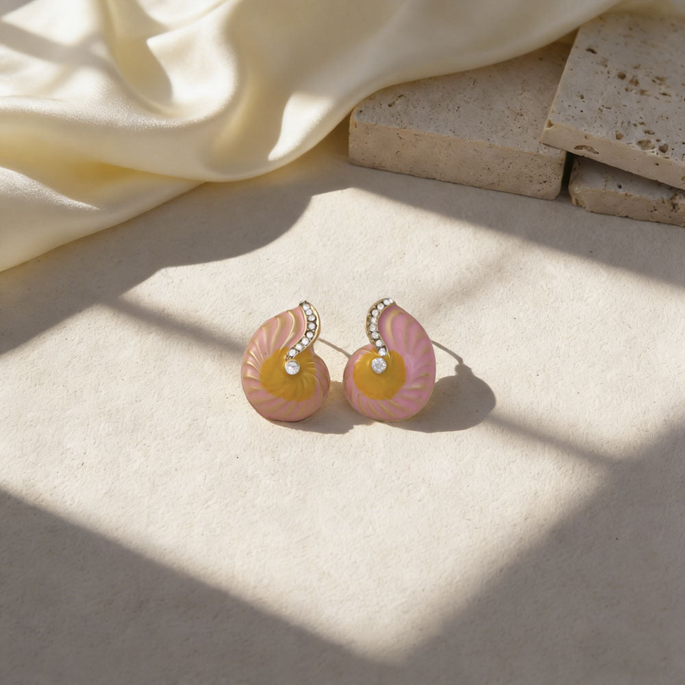 Wholesale Ocean-Inspired Textured Gold Conch and Starfish Stud Earrings