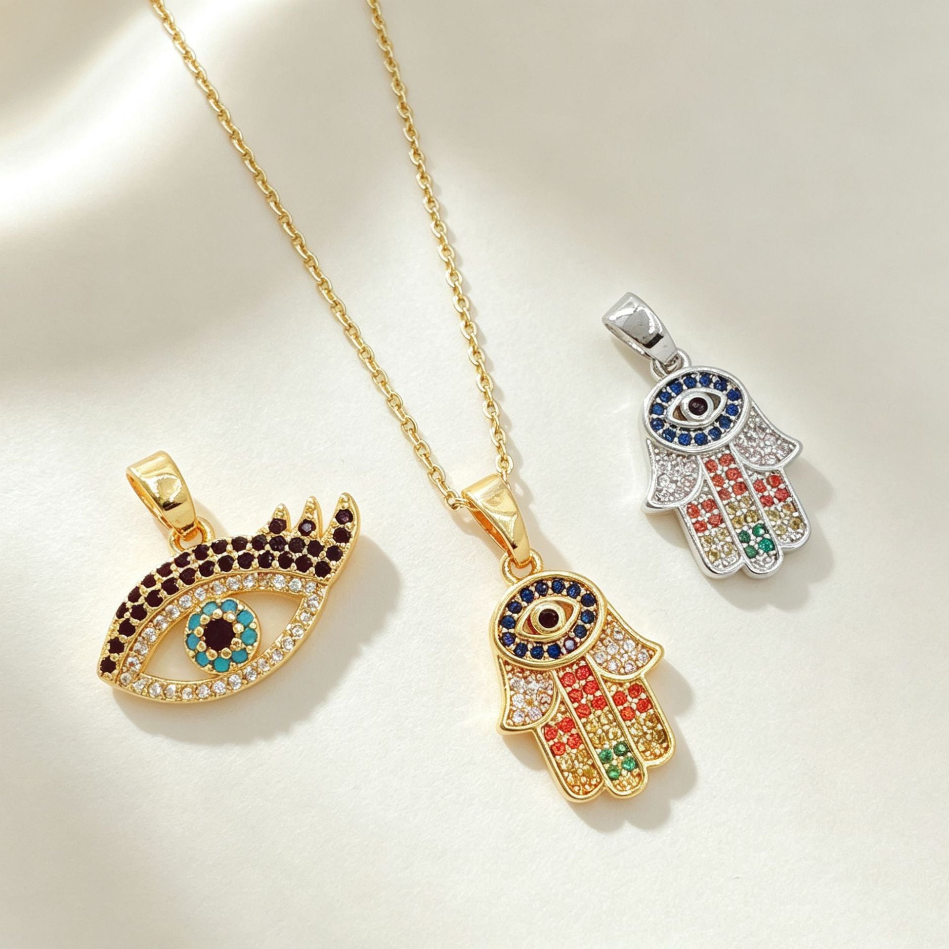 Wholesale Trendy Hamsa Pendant 18K Gold Plated Copper Zircon Jewelry Accessory Gift